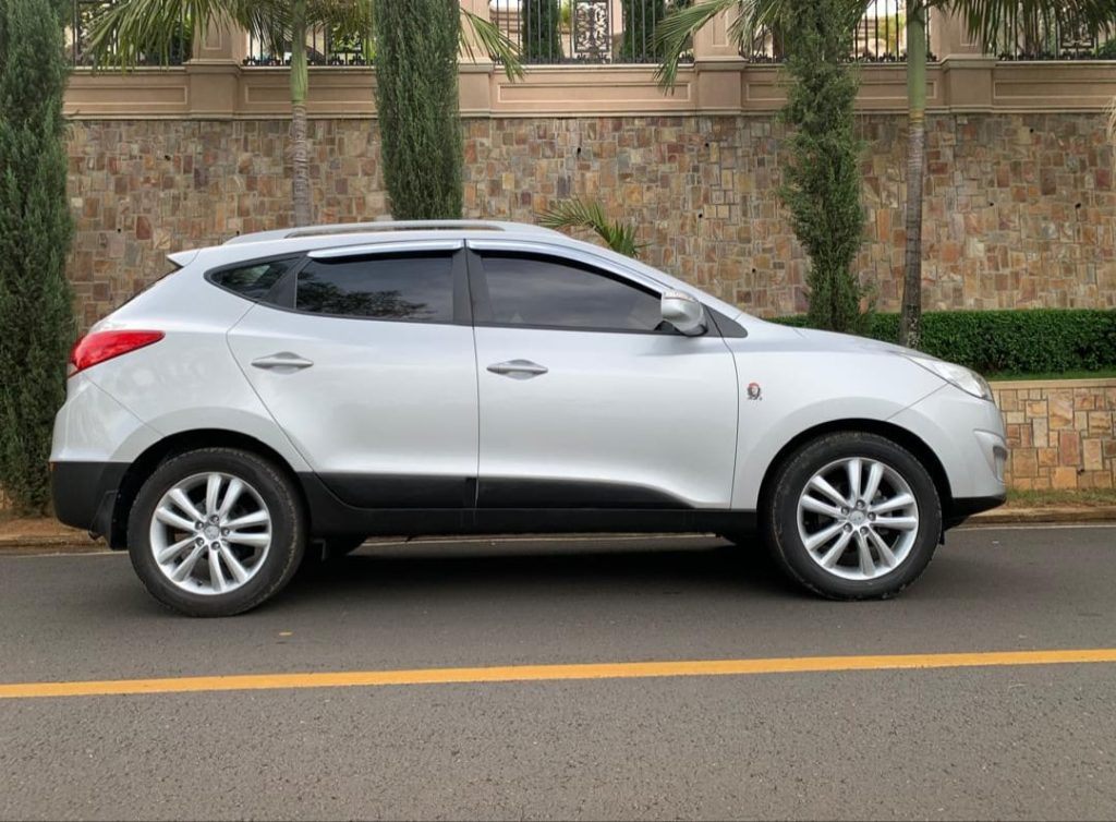 Rent SUVs in Kigali