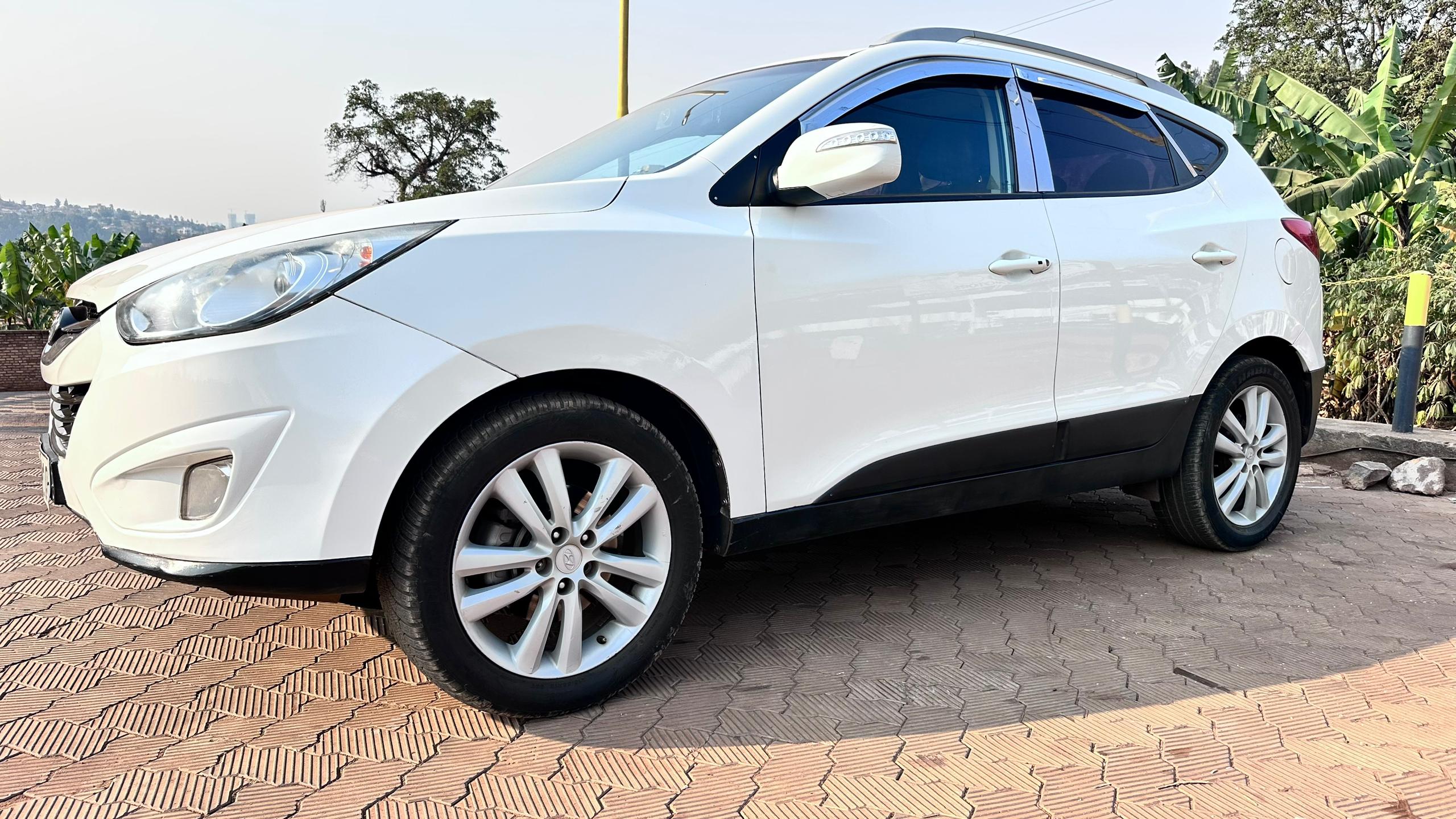 Azim Ranta Car Rent a Cars in Rwanda for an Adventurous Trip - Rwanda Rent Car