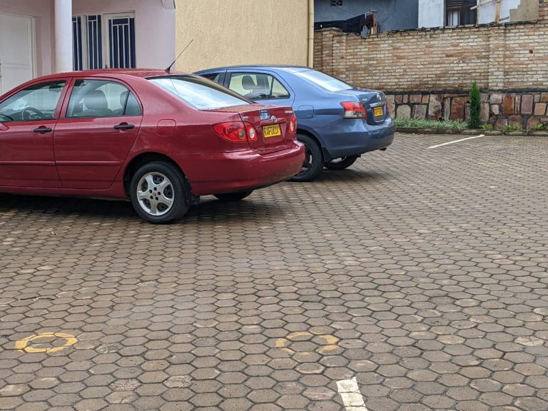 Location voiture Rwanda avec 4x4 pour road trip